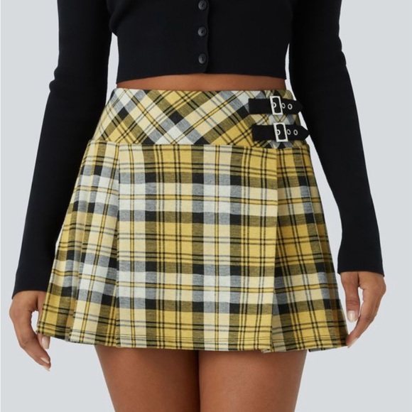 (S) NWT Halara Yellow and Black Plaid Skirt - Mizzou Colors! - Picture 1 of 1